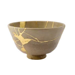 Handgjord keramikskål inspirerad av mindfulness och kintsugi
