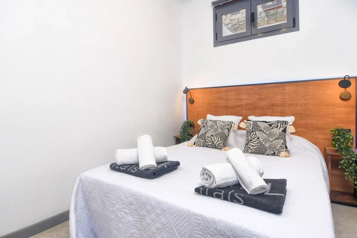 Dubbelrum med dubbelsäng för Yoga & Ayurveda kvinnoretreat i Calpe